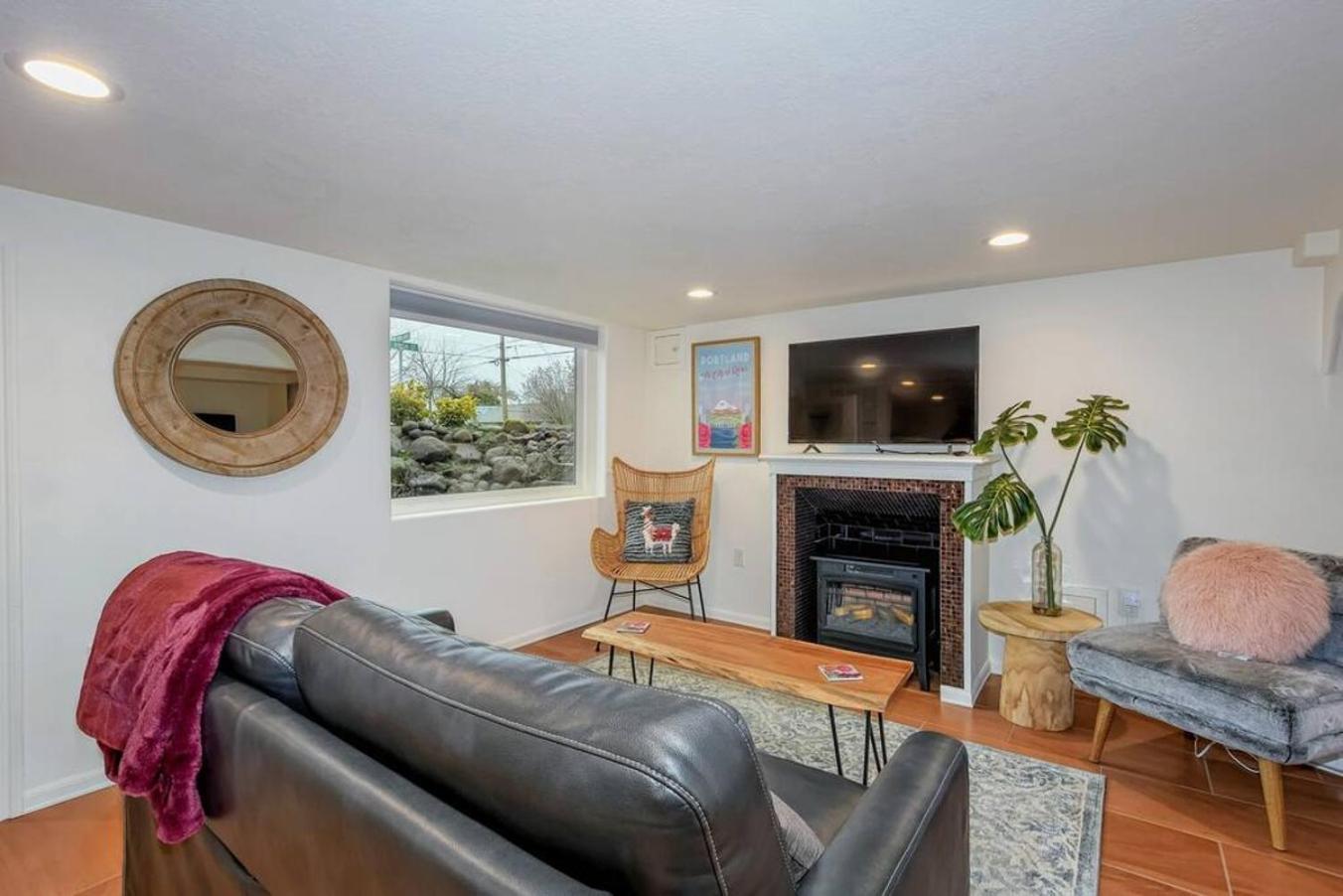 Private New Garden Apartment W Hot Tub Camas Exterior foto